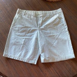 Gap size 8 light mint green “Boyfriend Roll-up” shorts